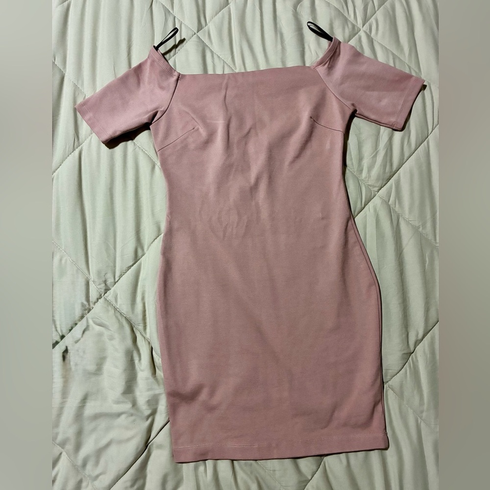 a'gaci Mauve Off-Shoulder Mini Dress